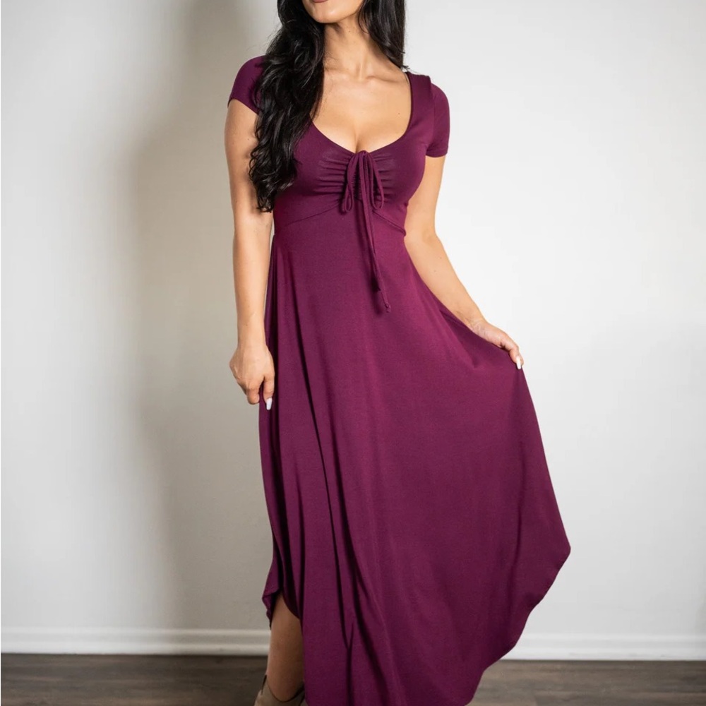 Elegant Sozy Midi Dress